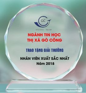 Cúp tuyên dương nhân viên xuất sắc tại TopGift